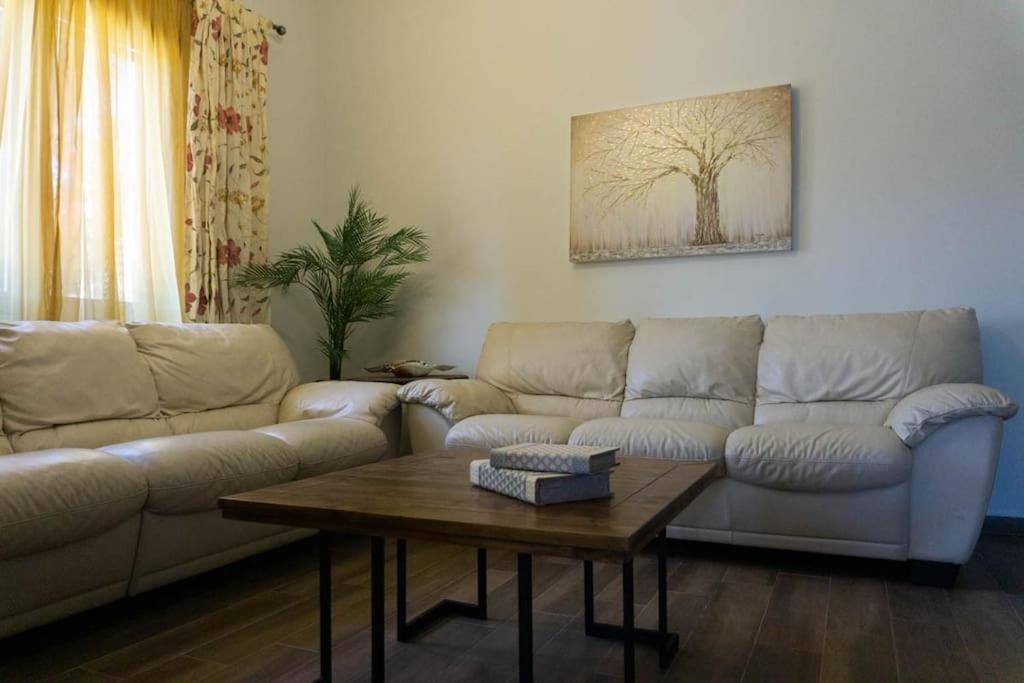 Casa Di Kapaka - New Villa In The Countryside Roupai Екстериор снимка